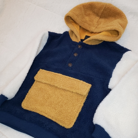 Boys Hoodie pullover 4T & 5T - Picture 2 of 10